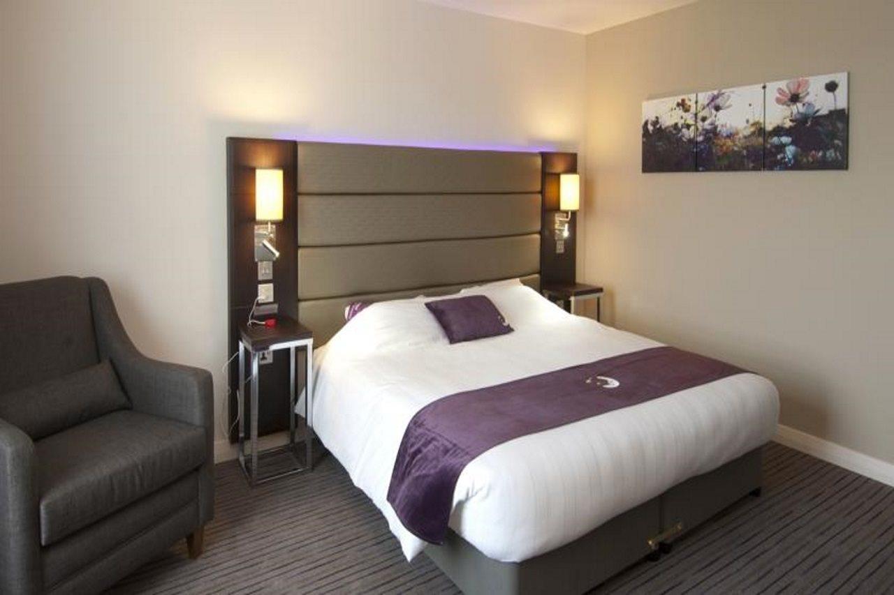 Premier Inn Aberdeen Airport - دايس المظهر الخارجي الصورة