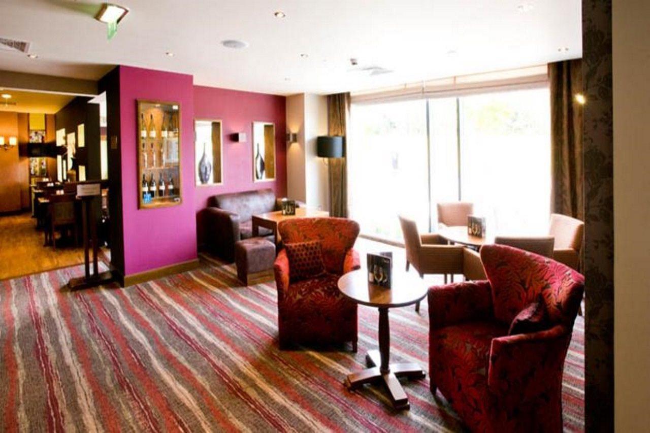 Premier Inn Aberdeen Airport - دايس المظهر الخارجي الصورة