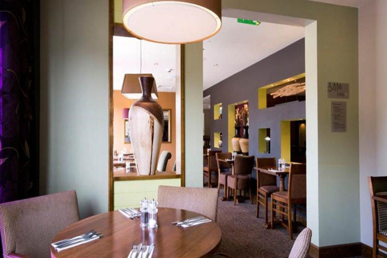 Premier Inn Aberdeen Airport - دايس المظهر الخارجي الصورة